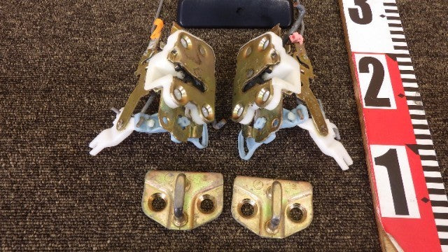 SUBARU SAMBAR TRUCK TT1 TT2 Front outer door handle LH & RH set TESTED OEM JDM2