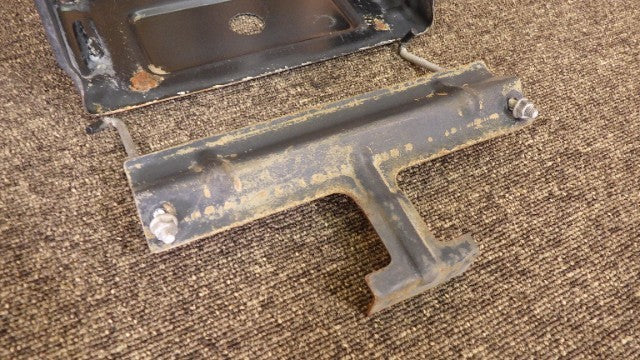 SUBARU SAMBAR TRUCK TT1 TT2 TV1 TV2 Battery case TESTED GENUINE JDM1