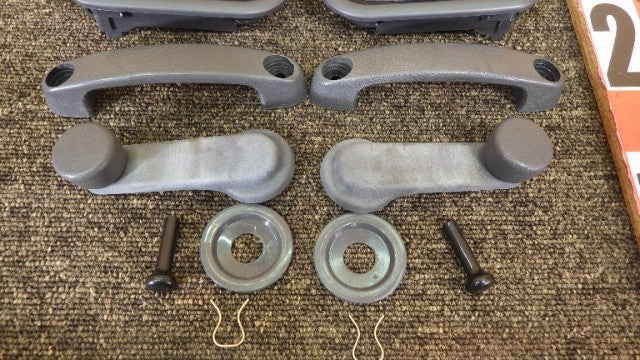 SUBARU SAMBAR TRUCK TT1 TT2 TV1 TV2 Front door trim parts set TESTED GENUINE JDM2