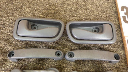 SUBARU SAMBAR TRUCK TT1 TT2 TV1 TV2 Front door trim parts set TESTED GENUINE JDM1