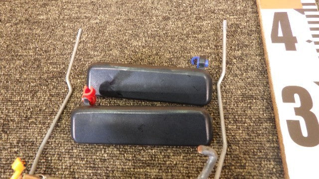 SUBARU SAMBAR TRUCK TT1 TT2 Front outer door handle LH & RH set TESTED OEM JDM1