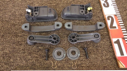 SUBARU SAMBAR TRUCK TT1 TT2 TV1 TV2 Front door trim parts set TESTED GENUINE JDM3